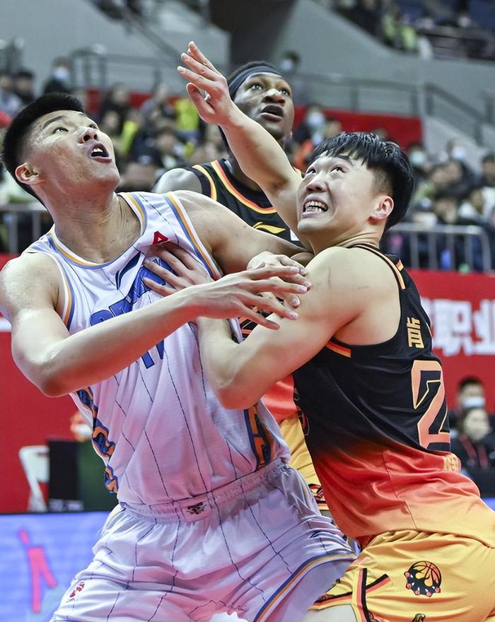 开云下载-关于江苏男篮战胜福建男篮,士气高昂斗志昂扬的信息