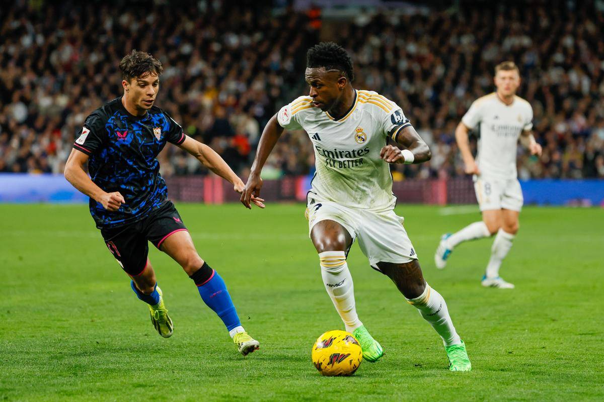 关于塞维利亚边锋连续进球，展现良好状态的信息