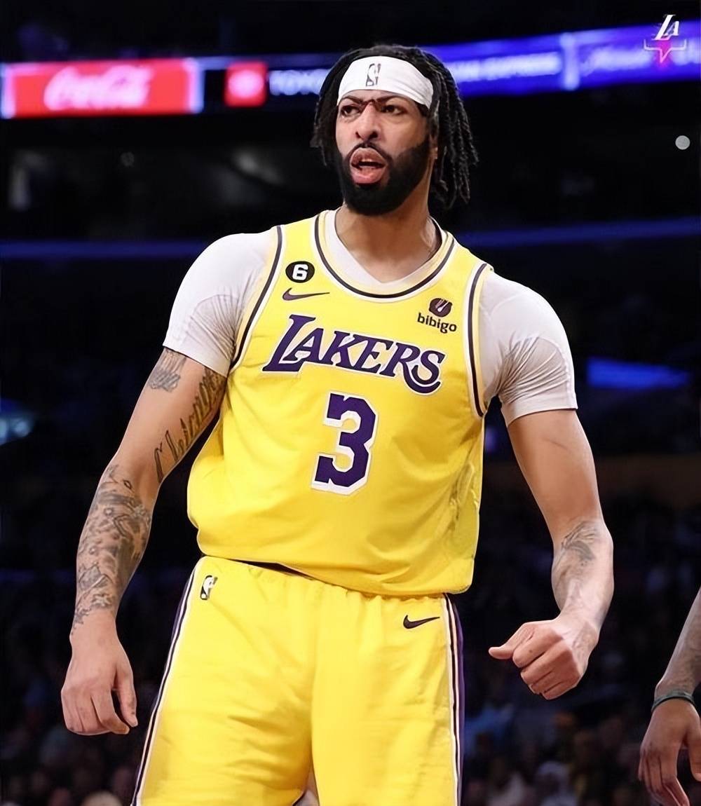 湖人队经验老将频繁受伤，球队战力减弱