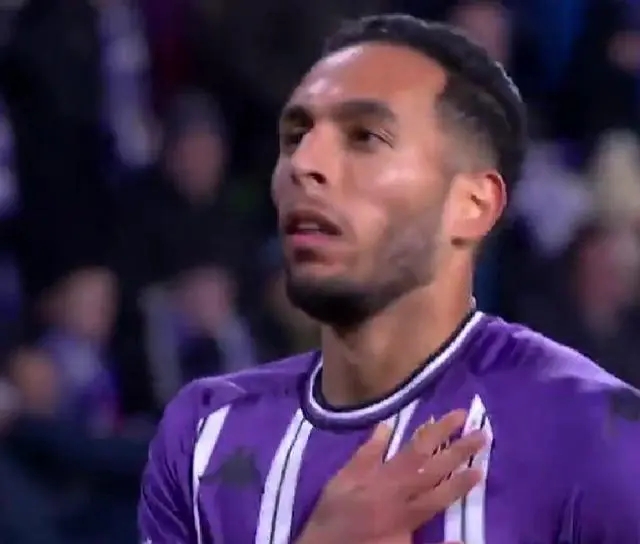 瓦伦西亚遭遇惨败,保级前景堪忧的简单介绍 瓦伦西亚遭遇惨败,保级前景堪忧的简单介绍