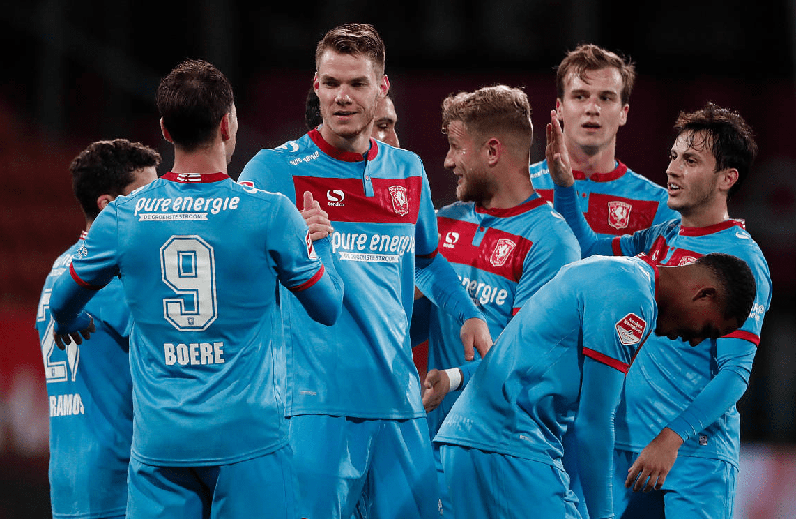 开云体育app-考文垂主场力克南安普顿，豪取联赛三连胜排名有所上升的简单介绍