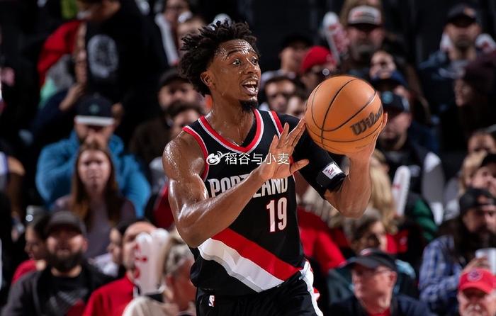 开云官网-包含开拓者队外线命中率飙升，攻击力大增的词条