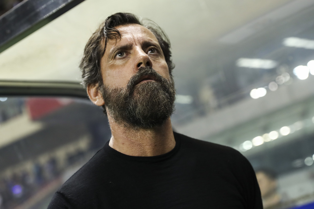 开云体育-猛龙队主教练因个人原因暂时离开