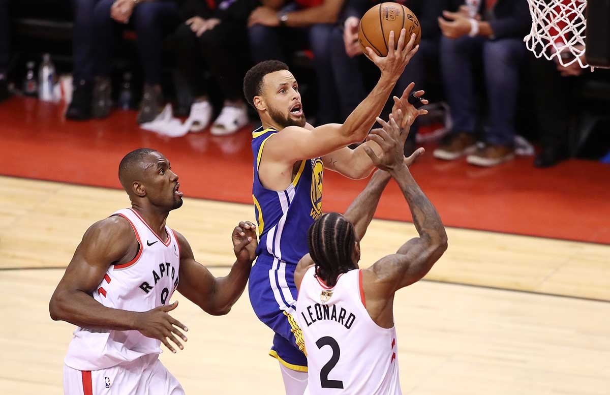 包含扛舟一战，勇士和猛龙谁更胜一筹的词条