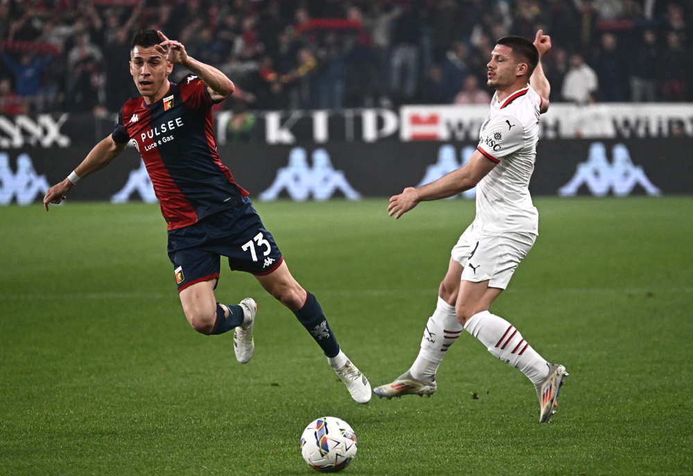 关于AC米兰球员风采斐然夺得意甲亚军的信息 关于AC米兰球员风采斐然夺得意甲亚军的信息