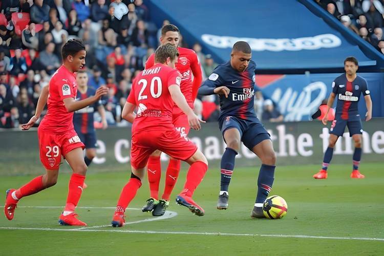 开云官网-包含里尔主场作战，全队状态火爆击溃对手实现连胜的词条