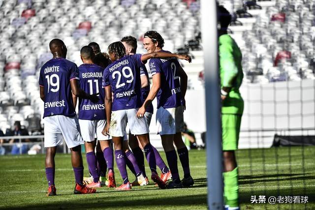 关于汉堡球队再次获胜，喜迎胜利加冕的信息