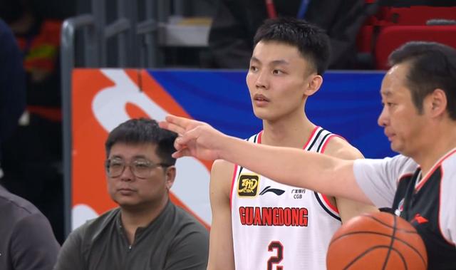 开云体育下载-惊险对战即将打响，胜负之争悬念难解的简单介绍