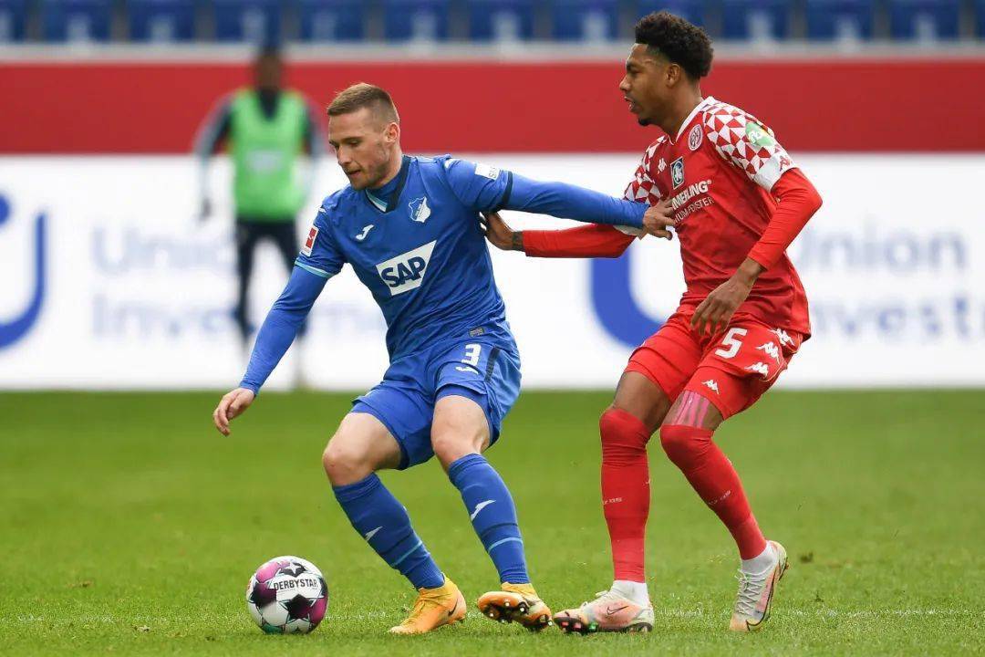 柏林赫塔客场惜败美因茨，遭遇连败的简单介绍