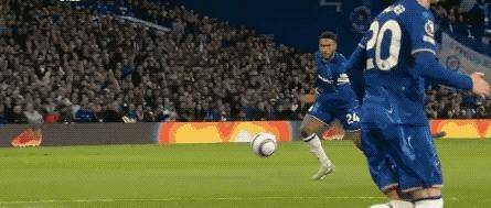 热刺欲止连败，蓝月亮难以阻挡的简单介绍