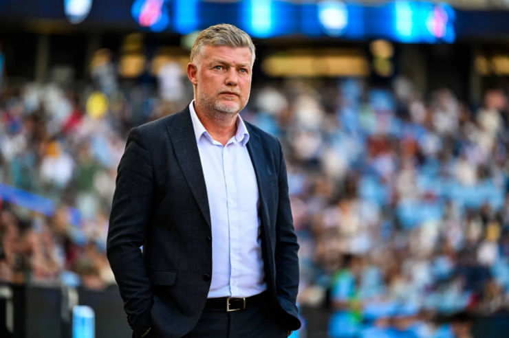 开云体育官网-球队主帅无缘季后赛，或将离队