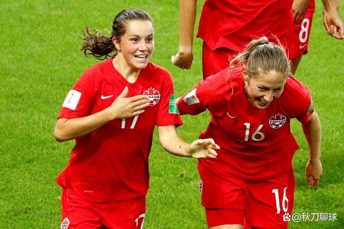 开云体育官网-爱尔兰女足参加国际比赛,向前冲刺