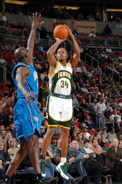 开云体育登录-竞技天才在比赛中展露绝技，获得好评