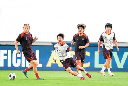 巴勒莫队客战失利,状态下滑 巴勒莫队客战失利,状态下滑