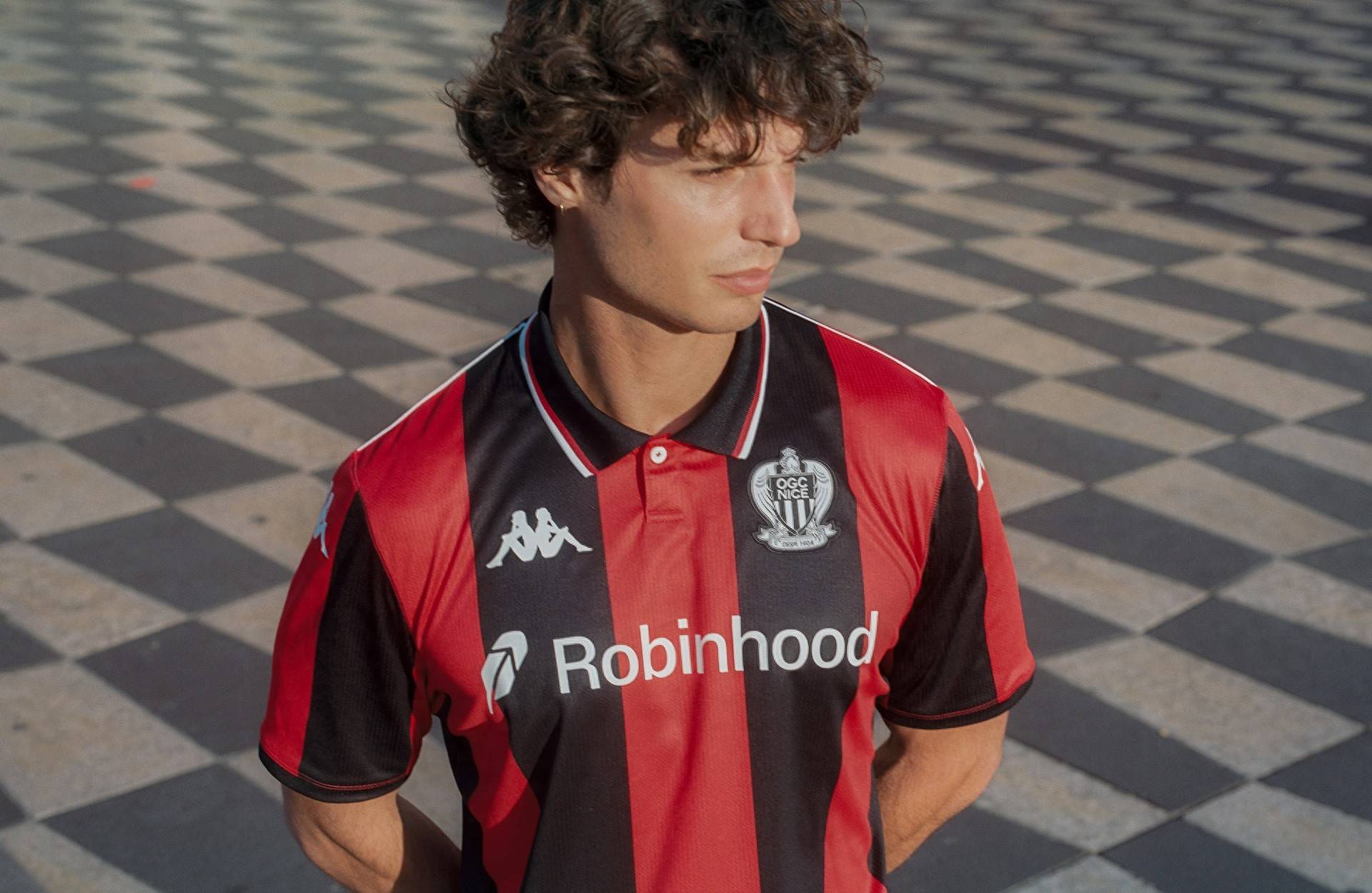 尼斯惨败主场,近期状态不佳 尼斯惨败主场,近期状态不佳