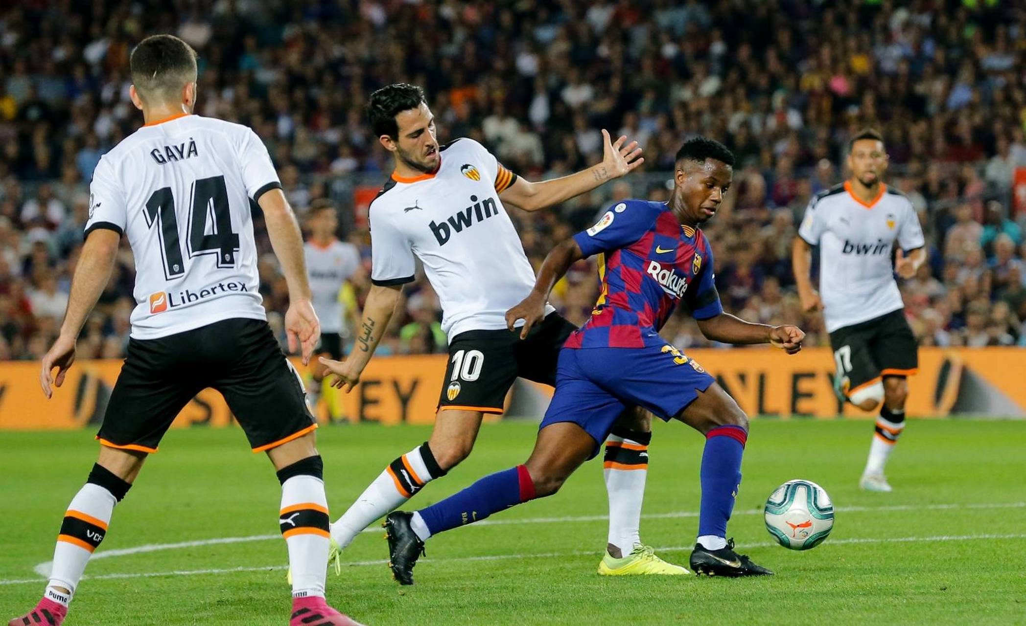 巴萨主场迎战瓦伦西亚，谁能取得胜利？的简单介绍