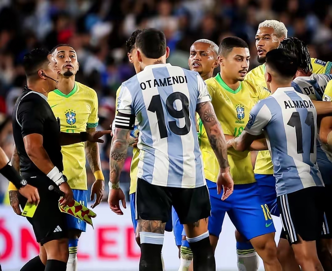 开云体育app-包含南美豪门对决:阿根廷与乌拉圭争霸,胜者晋级史诗级对决的词条