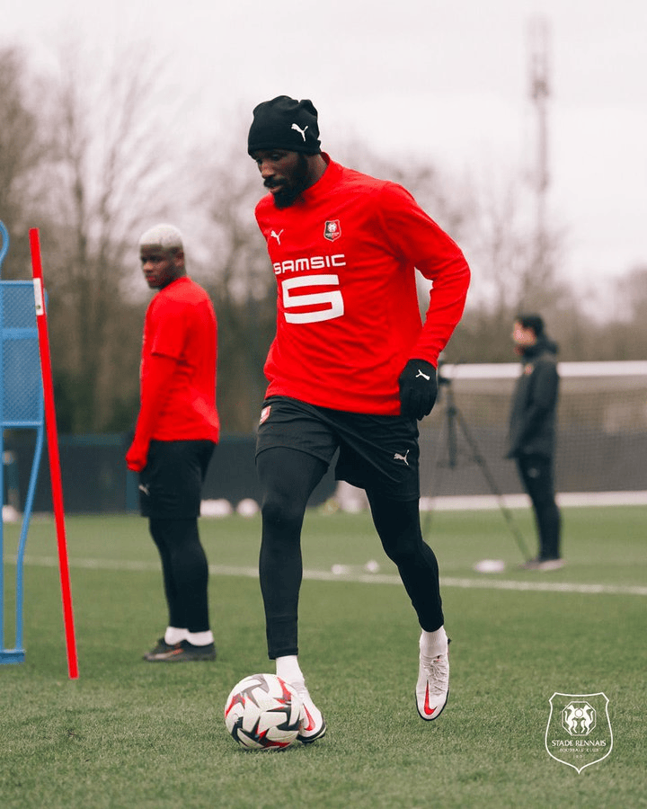 开云体育app-雷恩战胜尼斯,豪取重要三分的简单介绍