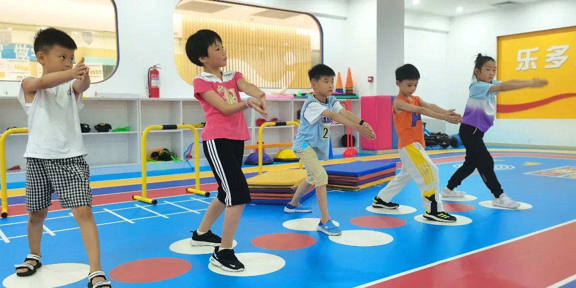 关于博洛尼亚球员勇敢拼抢,坚韧不拔迈向胜利的信息 关于博洛尼亚球员勇敢拼抢,坚韧不拔迈向胜利的信息