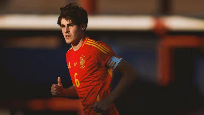 瓦伦西亚中场大将带队逆转胜利，展现出色表现