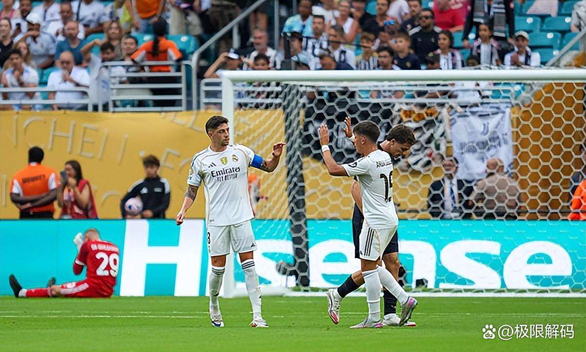 曼城轻松晋级，大胜尤文