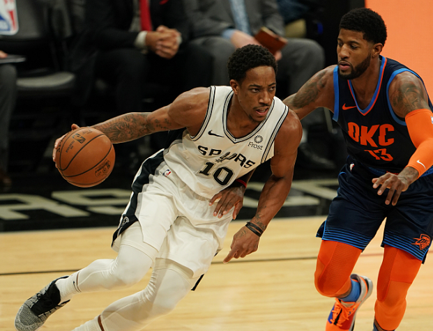 开云体育中国-爵士击败马刺，高伯特关键时刻崭露头角的简单介绍