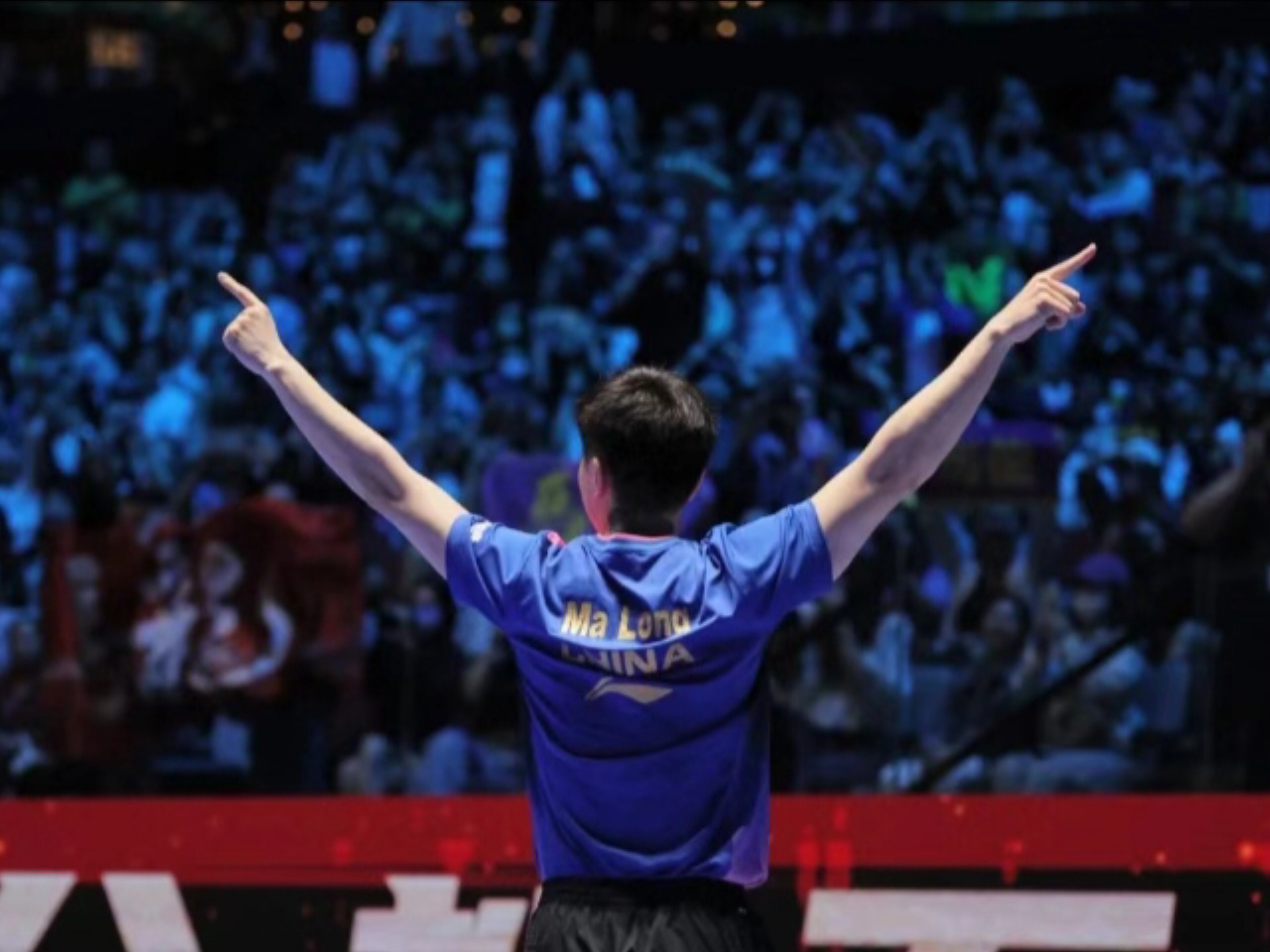 逆境逢生！提前一轮完成保级，球队士气大振的简单介绍