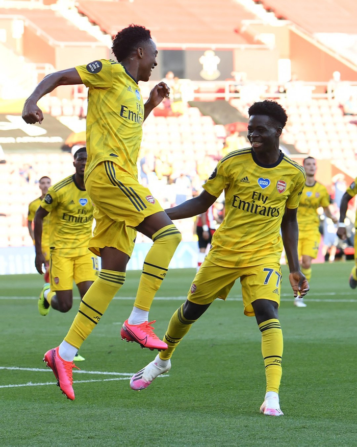 包含阿森纳客场不敌南安普顿,遭遇意外失利的词条 包含阿森纳客场不敌南安普顿,遭遇意外失利的词条