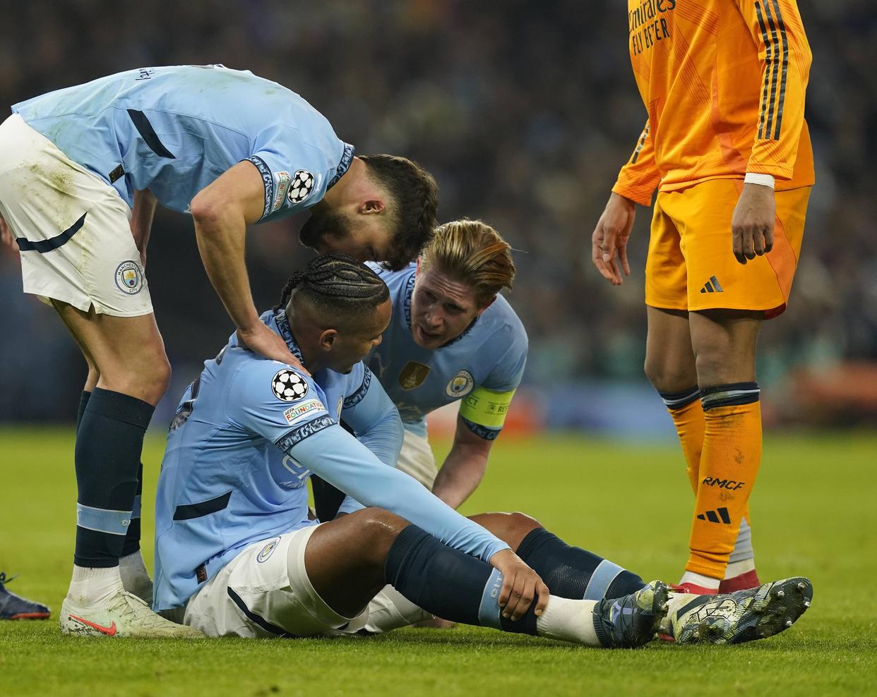 伯恩茅斯主场不敌大敌，输球心痛