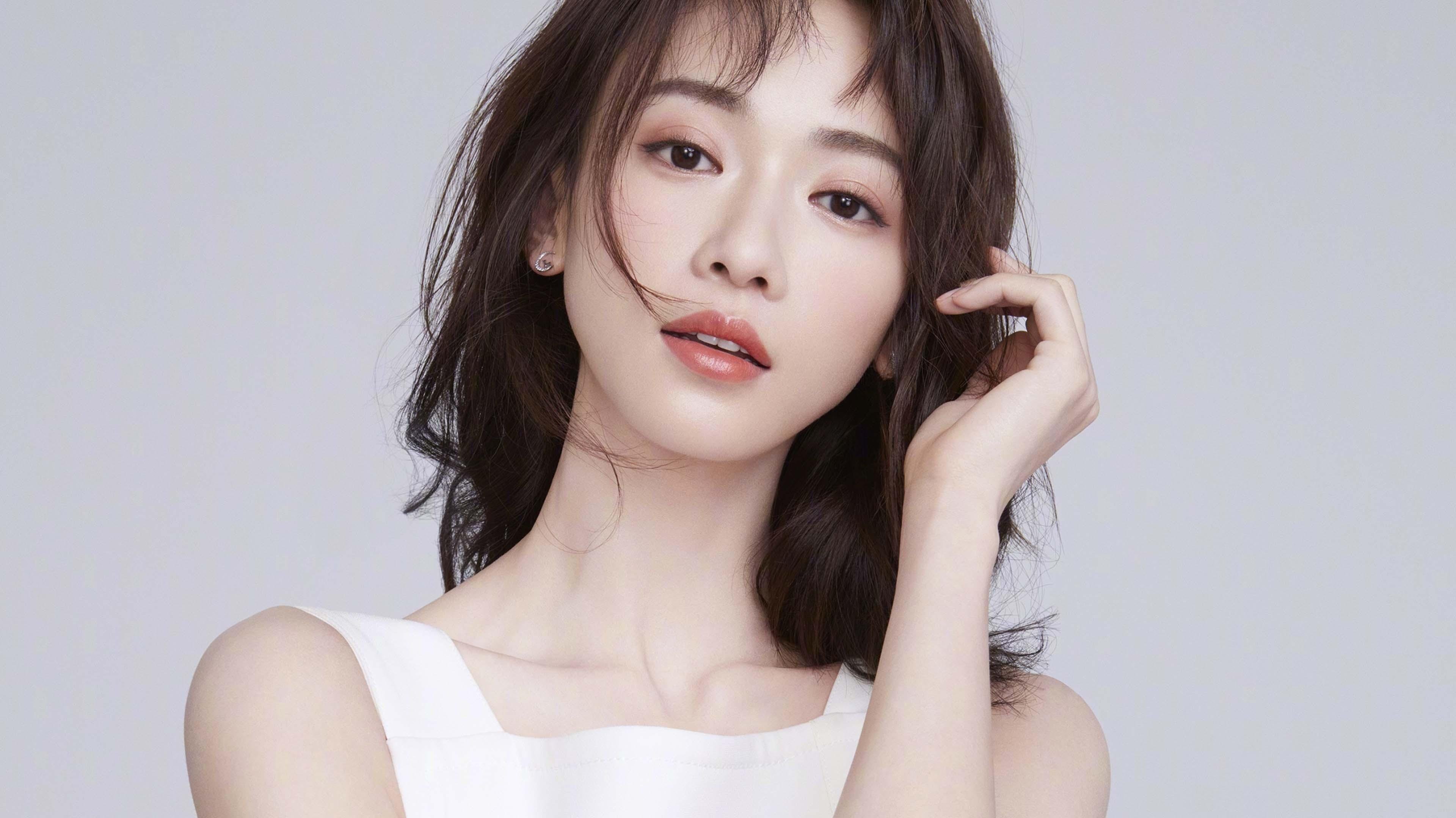 恩比德东决关键战制胜表现，领袖之夜铸就辉煌