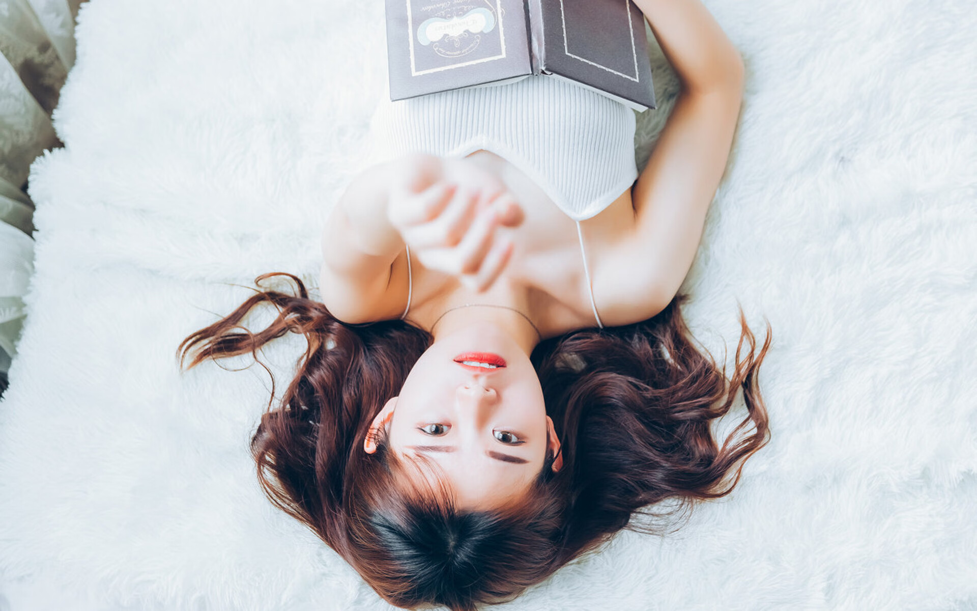 开云体育在线-绞杀与舞步，当穆勒的精密切割遇上巴西的最后灵光