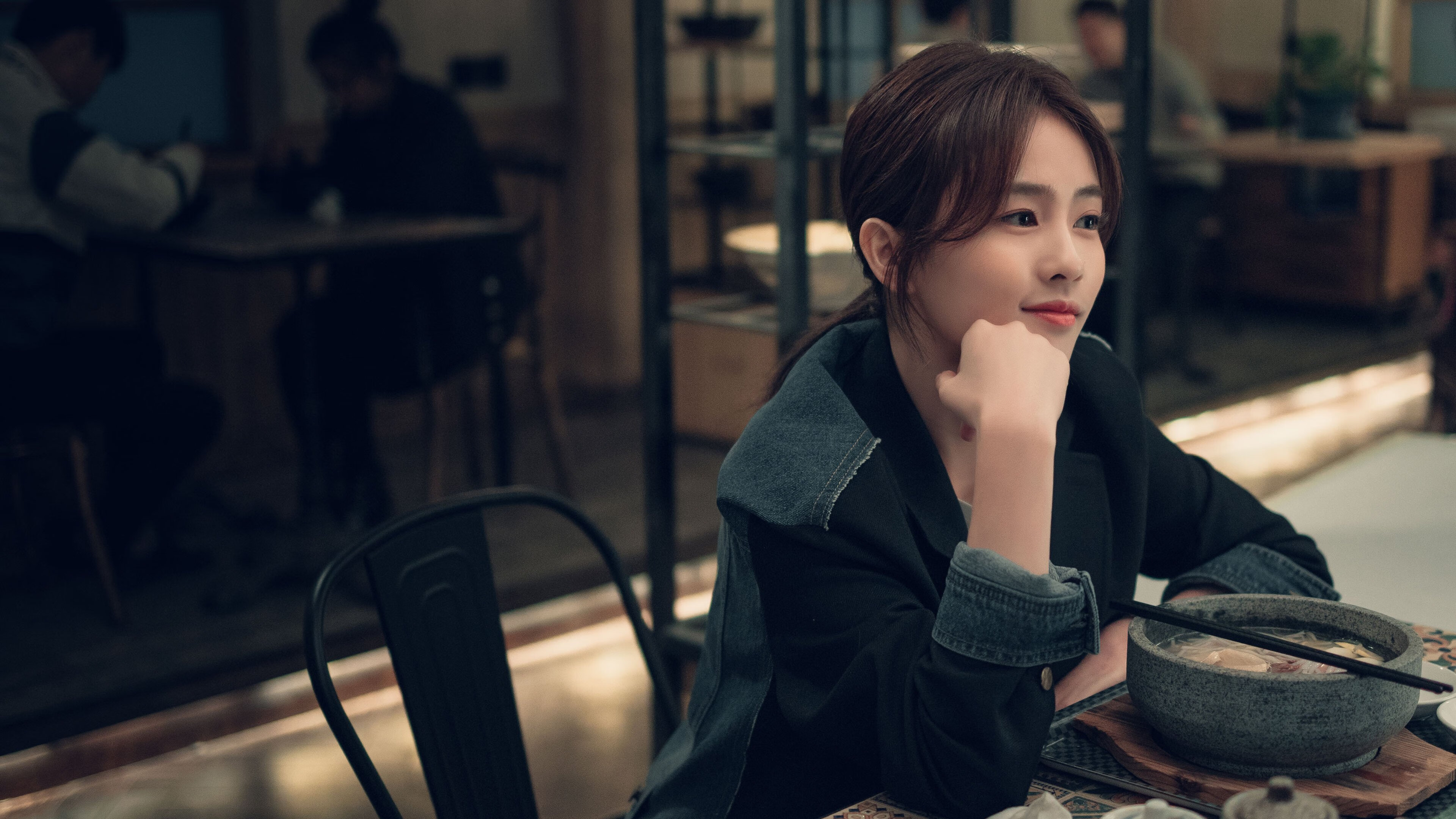 约基奇全能爆发撕裂防线，掘金硬仗力克步行者显冠军相