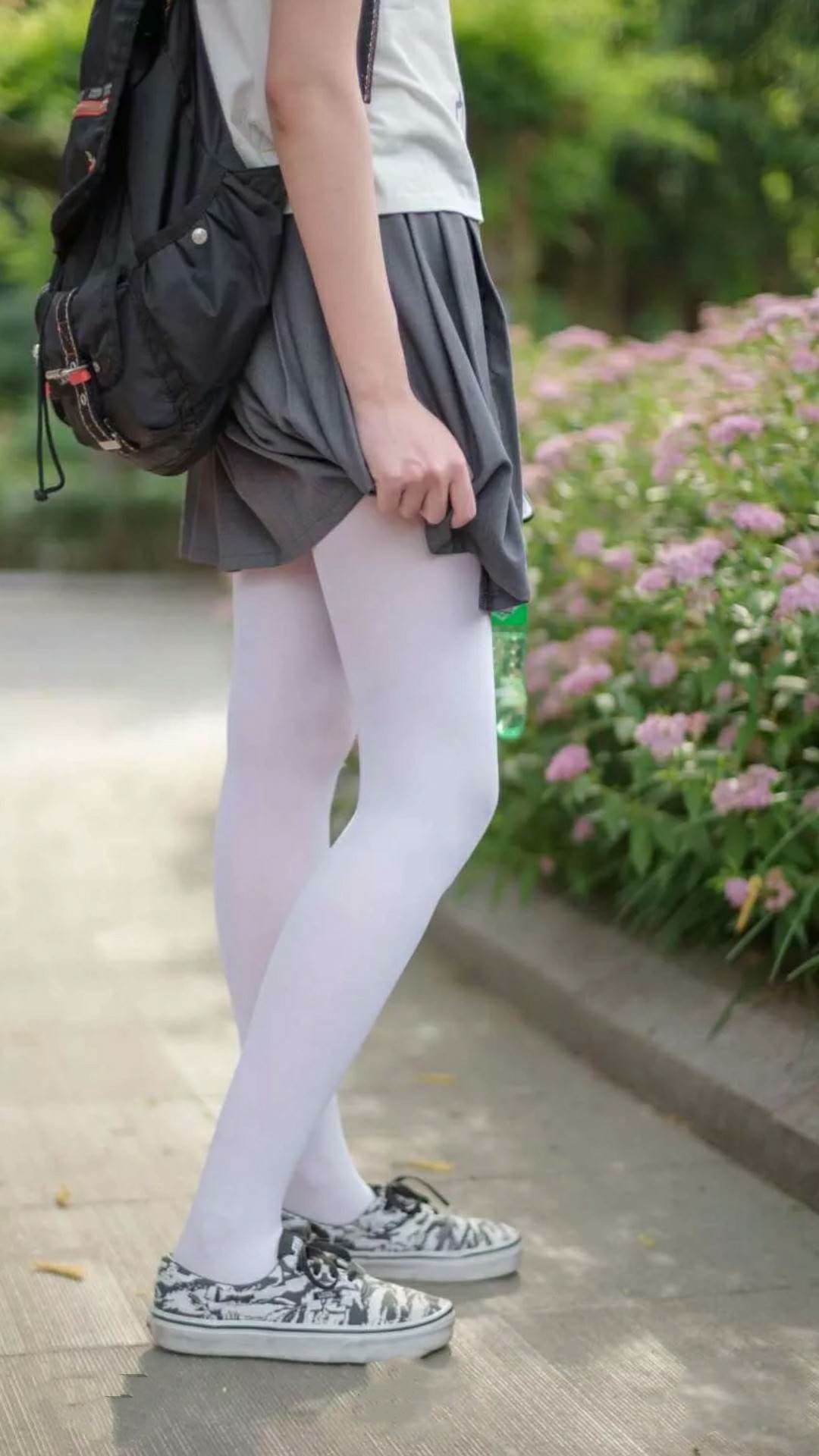 孤星闪耀与铁血洪流，当东契奇砍下神迹时，雷霆正带走鹈鹕