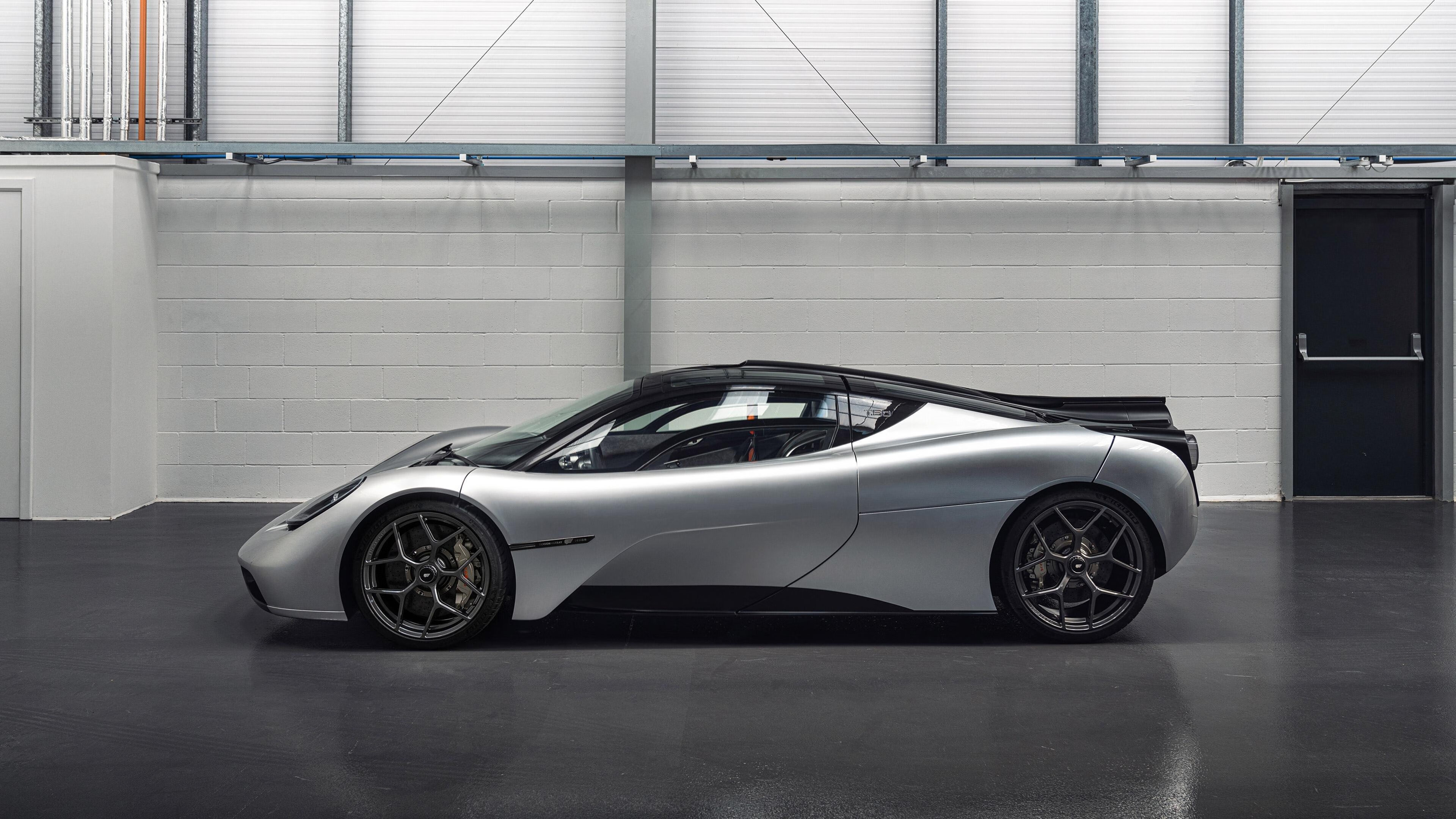 努涅斯关键一击定乾坤,巴萨掀翻美国足球神话