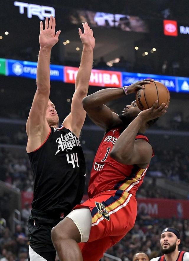 开云体育官网-锡安成为全场焦点，快船强势晋级猛龙