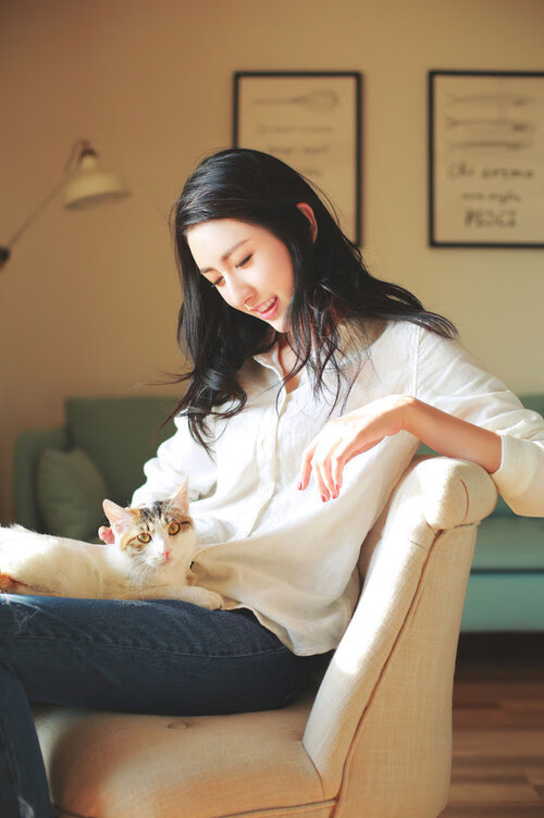 石油硬币的两面,当沙特撼动巴萨铁王座,罗德里戈登上里程碑