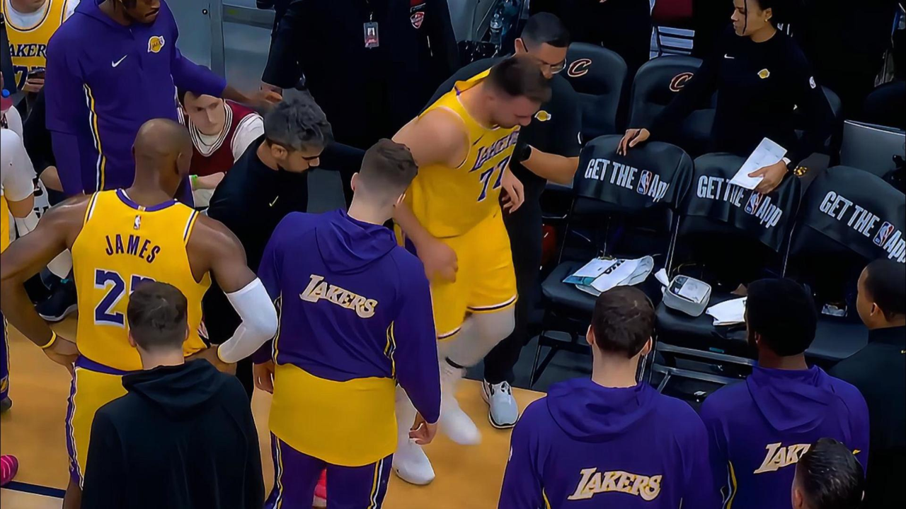 东契奇攻防两端统治,凯尔特人强行终结深圳队 东契奇攻防两端统治,凯尔特人强行终结深圳队