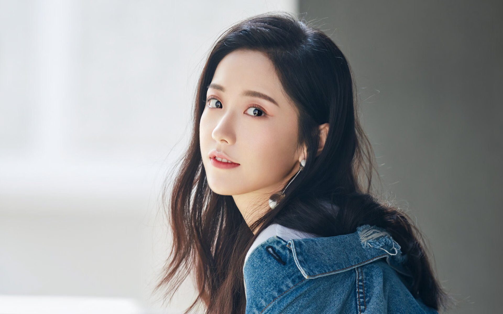 双焦点，西甲国家德比与马里狂胜哥伦比亚的足球盛宴